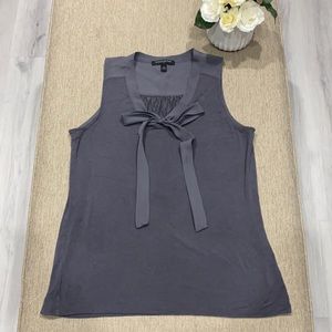 Banana Republic gray tie front top sz. S🌸🌸🌸